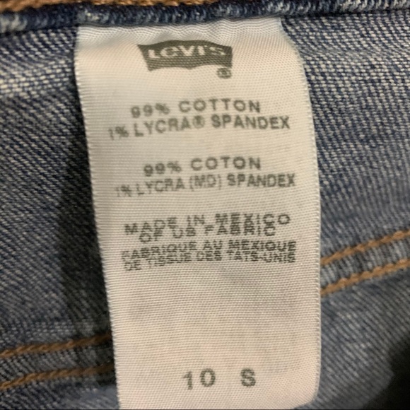 2/$30 Vintage Levi’s Jeans Boot Cut - Picture 8 of 8